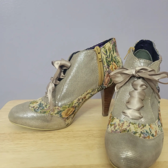 Vintage style Women's heels size 6.5 - Picture 4 of 5
